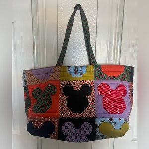 Vera Bradley Disney collection: Mickey Cotton Gabardine TOTE